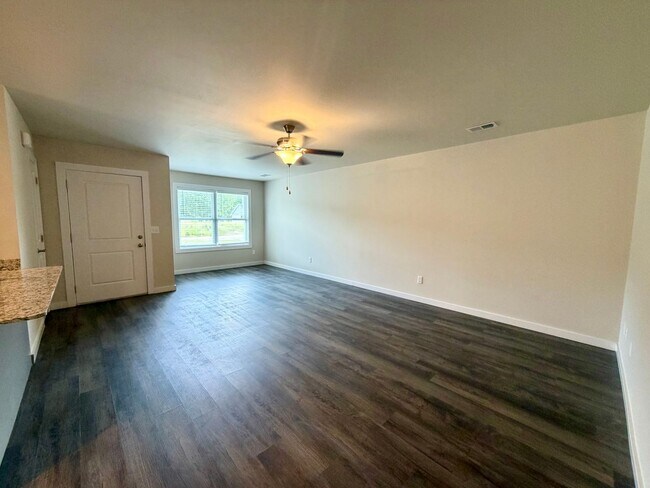 Building Photo - Now Available!  Close to Shaw AFB!