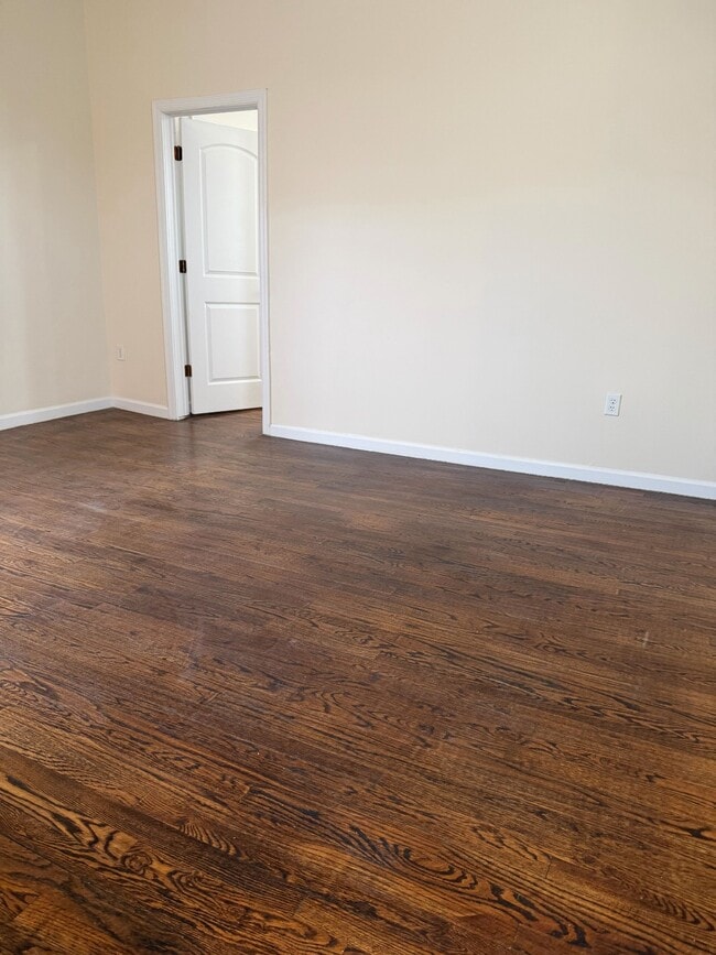 Building Photo - 40 Mt Vernon Ave