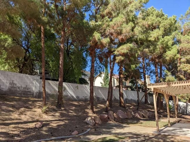 Building Photo - A Very nice and Large 4 Bedroom, 3 Bathroom, 2 STORY Home in Desert Shores!!!!