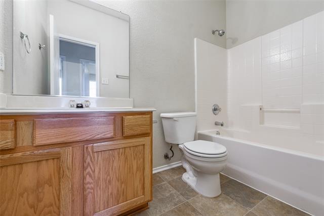 Building Photo - 2613 Weslayan Dr