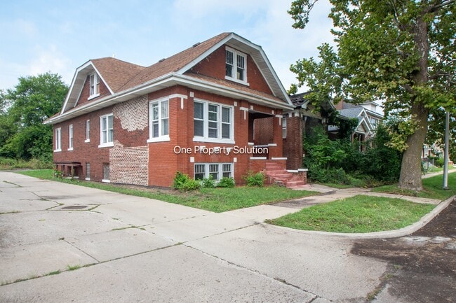Building Photo - 1176 Fillmore St