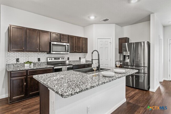 Building Photo - 132 Ragnar Dr
