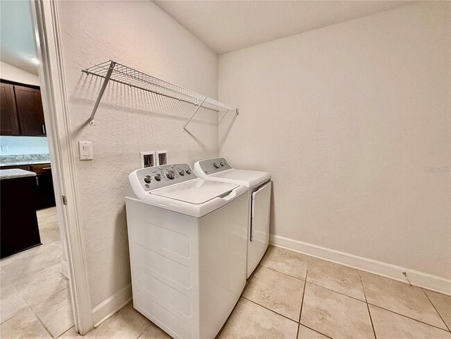 Building Photo - 330 Citrus Pointe Dr