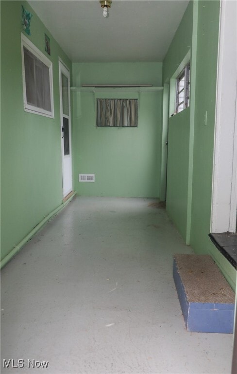 Building Photo - 61781 W Tacoma Rd