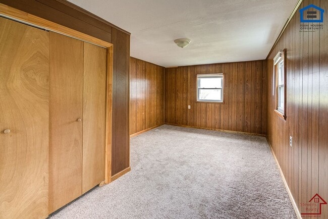 Building Photo - 1211 Dale Way