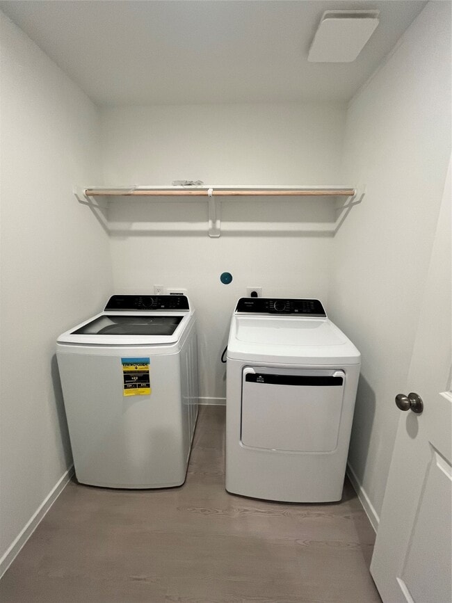 Building Photo - 25431 Birch Hl Dr