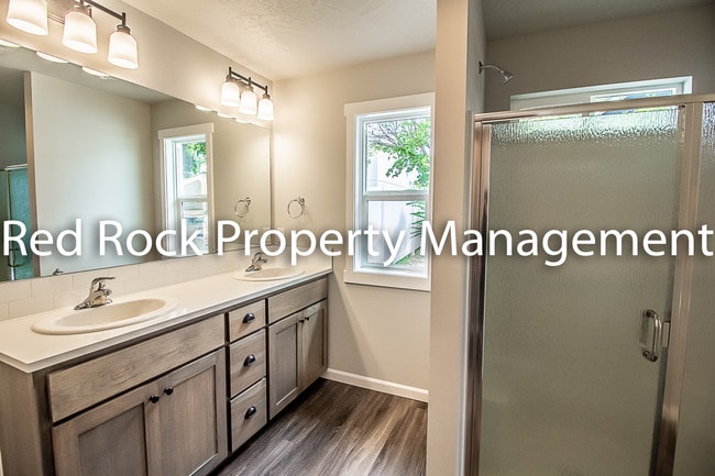 Building Photo - 16909 E Knox Ln