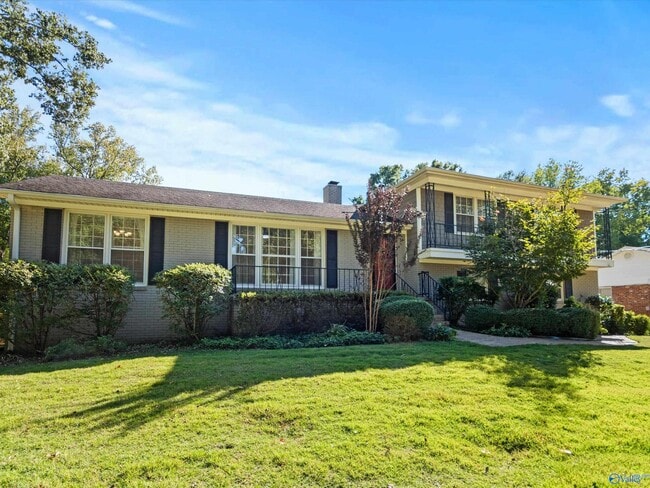 Building Photo - 826 Eldorado Ave SE