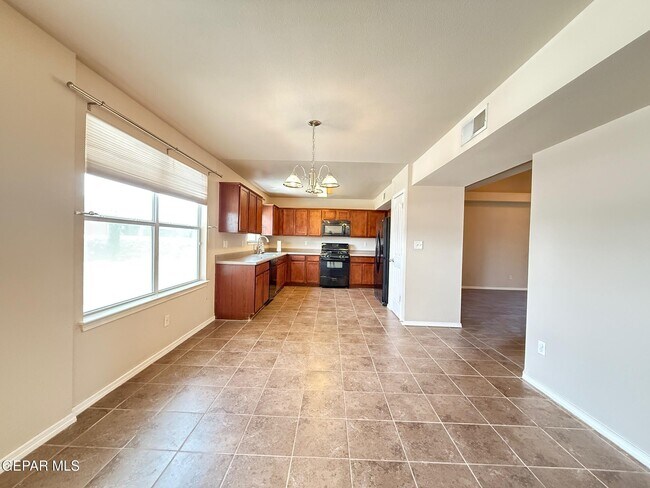Building Photo - 6305 Rosa Gandara Pl