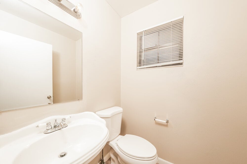 Building Photo - 1725 Shoreside Cir