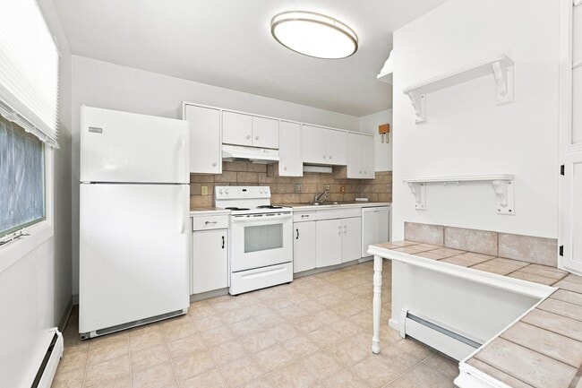 Building Photo - 6276 W Monticello Ave