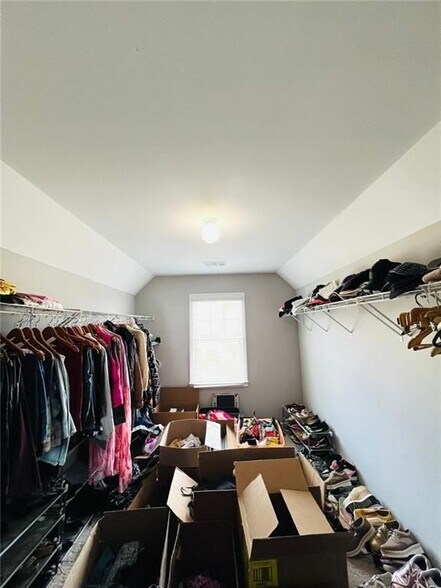 Building Photo - 7437 Fireside Ln