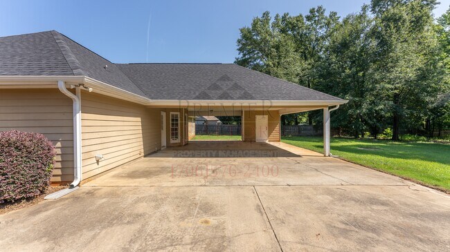 Building Photo - 251 Owens Rd