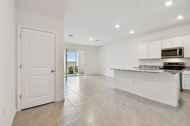 Building Photo - 17253 Amber Aspen Wy