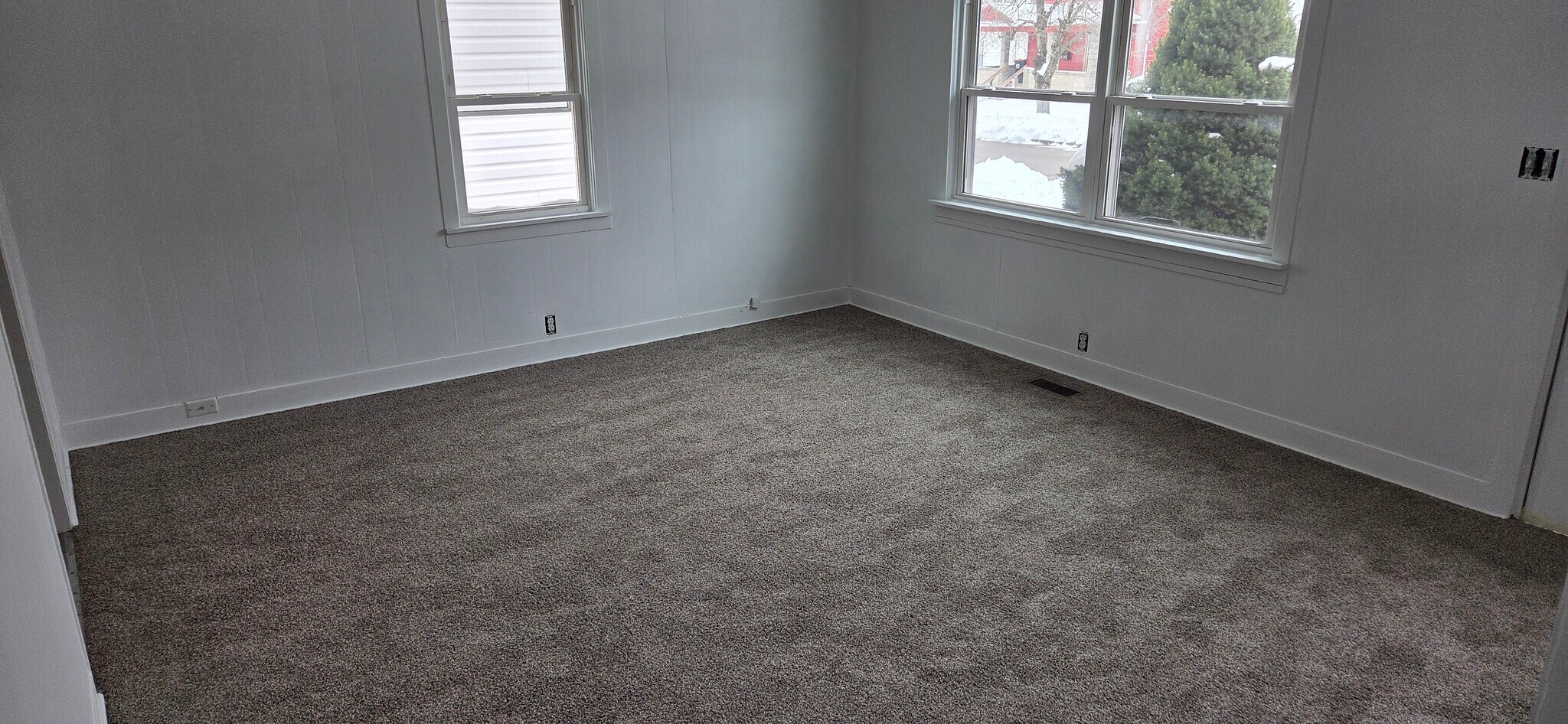 Building Photo - 222 Rosehill Ave