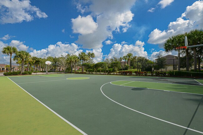 Building Photo - 9949 E Villa Cir