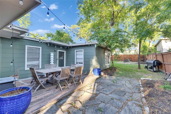 Building Photo - 4607 Evans Ave