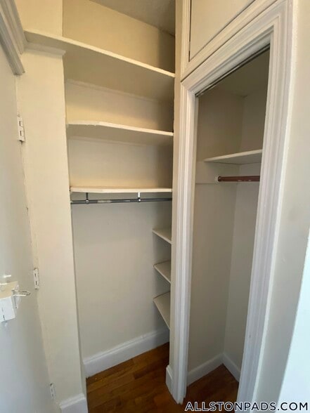 Building Photo - 1152 Commonwealth Ave