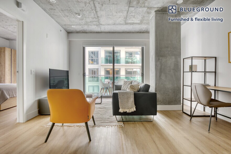 Primary Photo - 1027 Wilshire Blvd