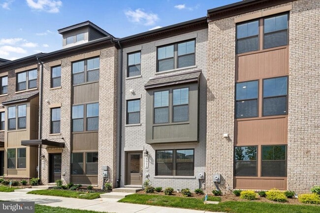 Building Photo - 6018 Beake St