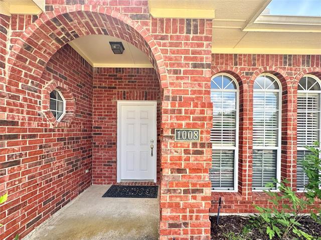 Building Photo - 1008 Hopkins Dr