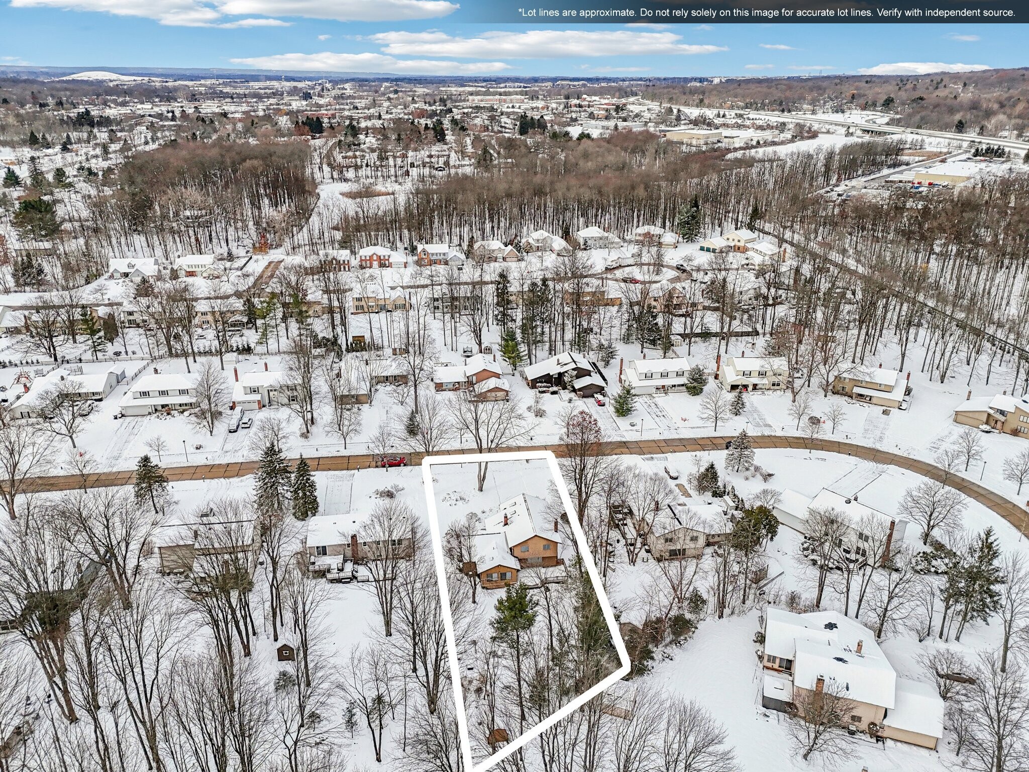 Building Photo - 6235 Sunnywood Dr