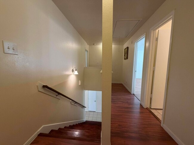 Building Photo - 18403 Willow Moss Dr