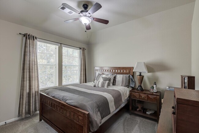 Building Photo - 27410 Starlit Ranch Drive