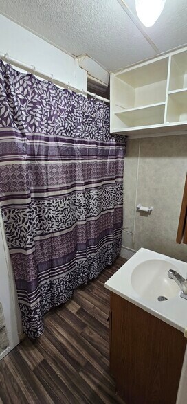 Building Photo - 202 N Clinton St