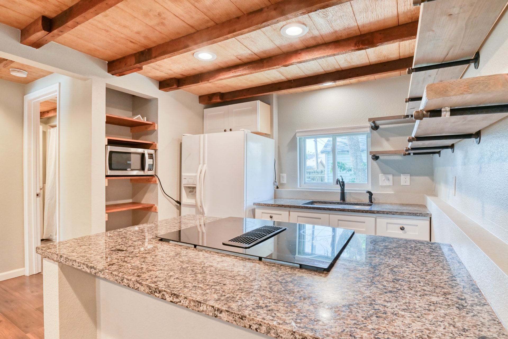 Building Photo - 431 N Franklin St