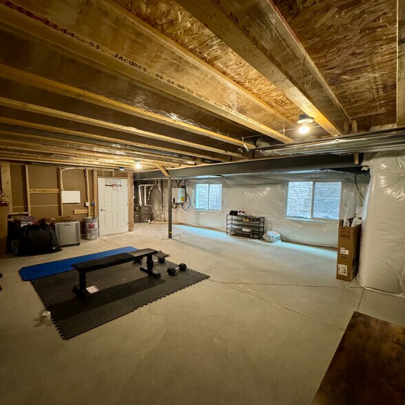 Building Photo - 18791 E 66th Pl