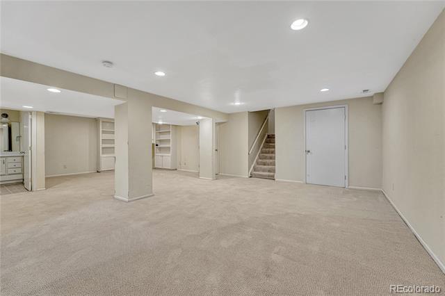 Building Photo - 7398 S Hudson Way