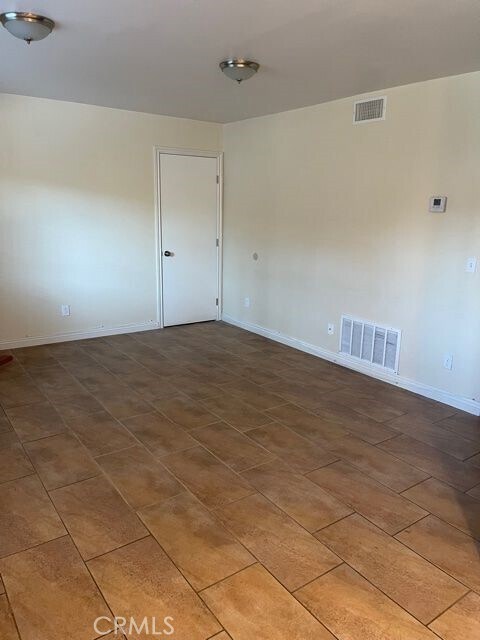 Building Photo - 1251 S Meadow Ln