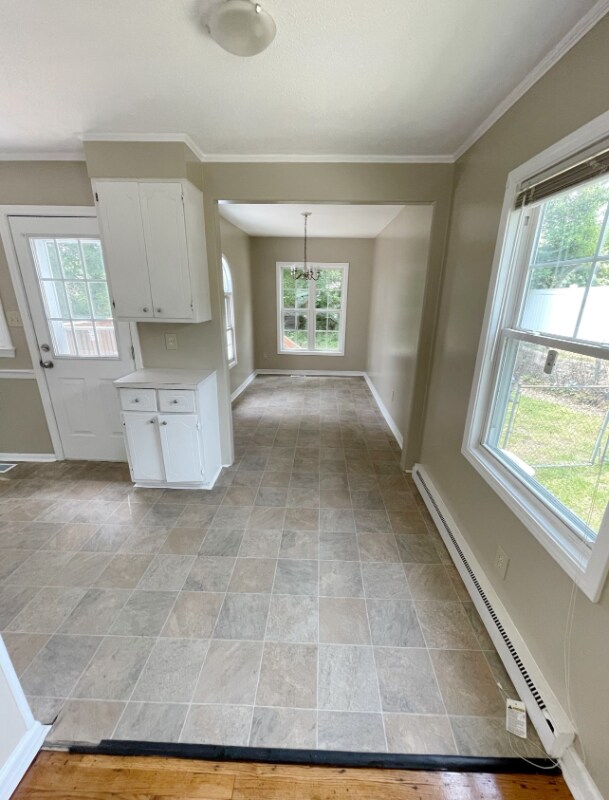 Building Photo - 2307 Maywood St