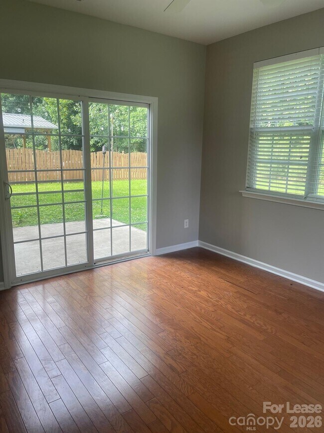 Building Photo - 13606 Delstone Dr