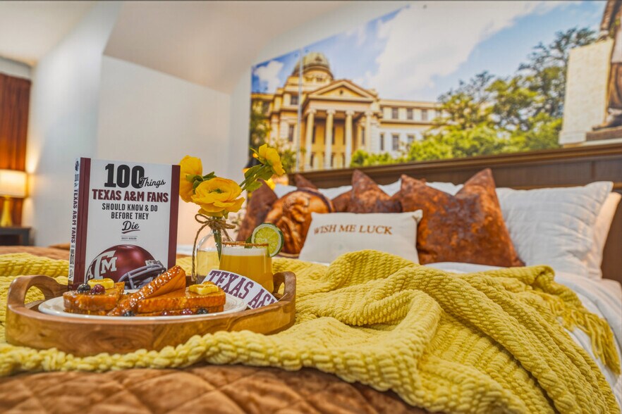 Building Photo - 1303 Langford St