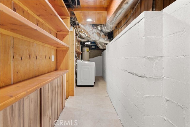 Building Photo - 1613 Espinosa Cir