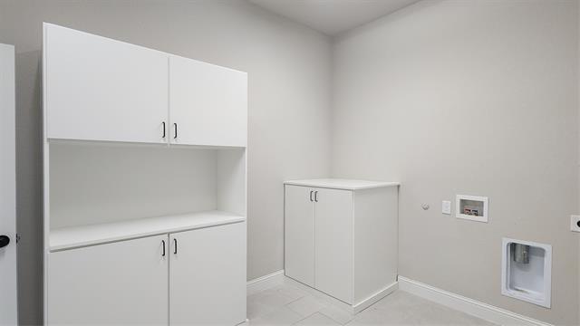 Building Photo - 296 Paluxy St