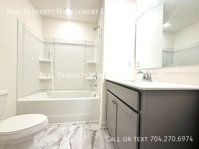 Building Photo - 6017 Rizer Dr