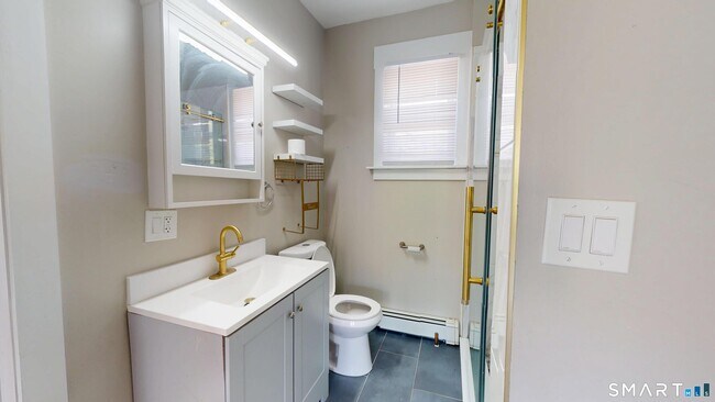 Building Photo - 1616 Chapel St