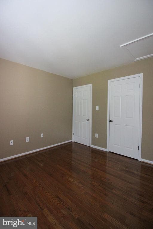 Building Photo - 5902 Langton Dr