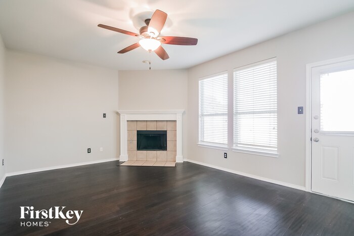 Building Photo - 6605 Sandgate Dr