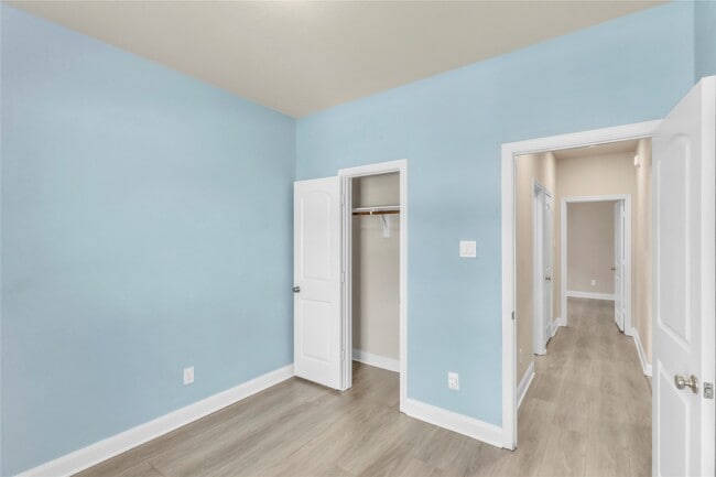 Building Photo - 4819 Eagles Glen Dr