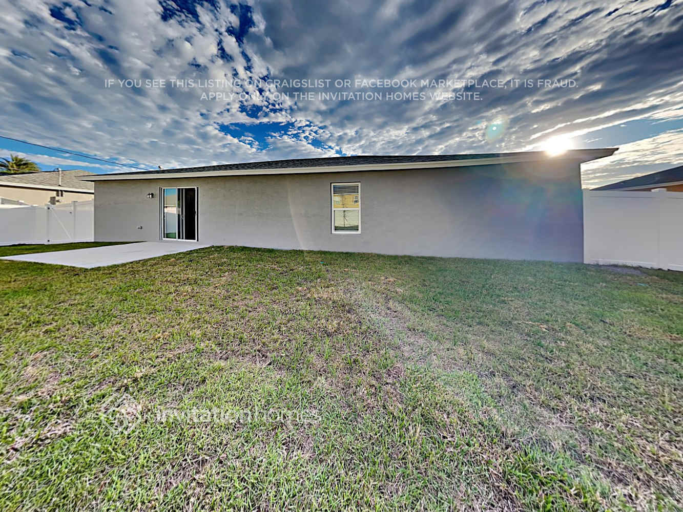 Building Photo - 4670 SW Keats St
