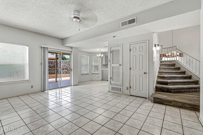Building Photo - 7765 Dianjou Dr