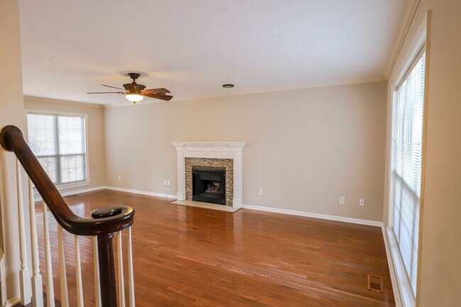 Building Photo - 3 Bedroom 2.5 Bath home in Martinez