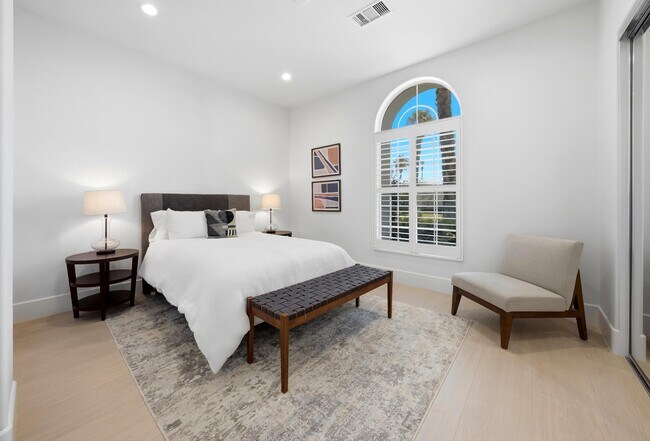Building Photo - 51493 Marbella Ct