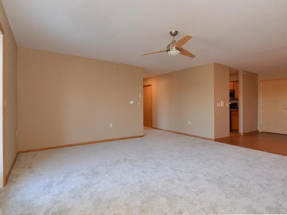 Building Photo - 8206 Starr Grass Dr
