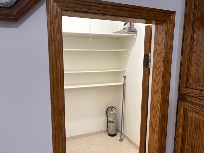 Pantry - 3055 32nd St