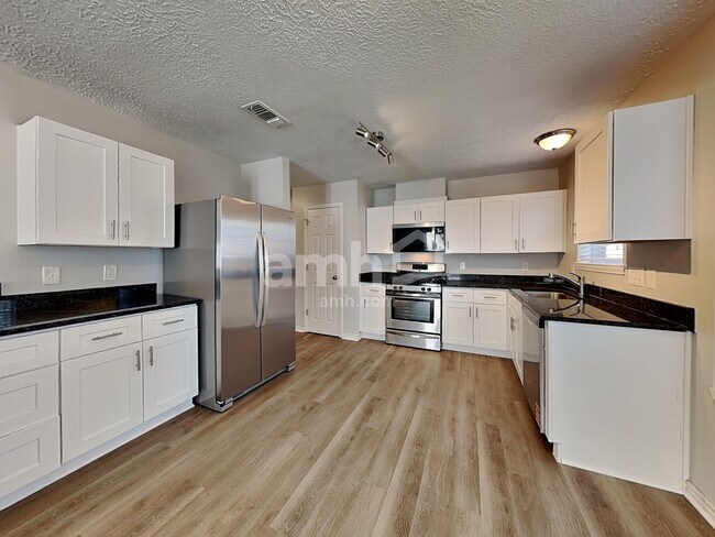 Building Photo - 5026 Chase Stone Dr